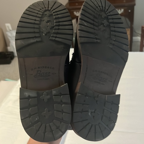 VERY COOL.. BLACK LEATHER (BEATLE STYLE) BOOTS US 11.5 - Picture 4 of 4